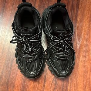 Balenciaga Track